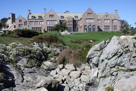 Private Day Trip From Boston to the Newport Mansions