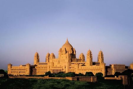 Experience Jodhpur Full day Sightseeing with Transports & Tour Guide
