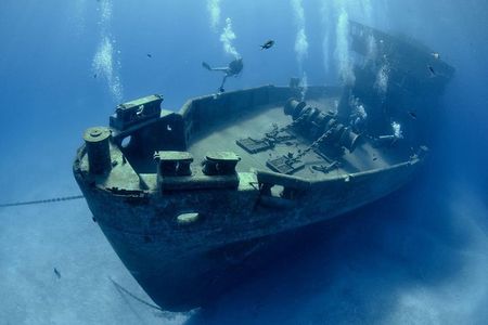 Grand Cayman Kittiwake and Reef Sail