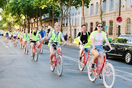 Paris Evening Snapshot Bike Tour