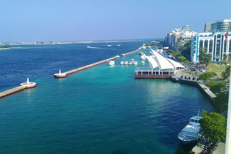 Private Half-Day Local Experience of Malé【English/日本語】