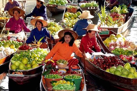Private Tour: Floating Market and Maeklong Tour from Bangkok