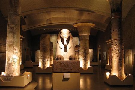 Private tour Giza Pyramids & Egyptian Museum from Hurghada by car