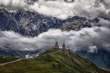 Full Day Kazbegi, Ananuri, Jinvali, Gudauri and Gergeti Private Tour