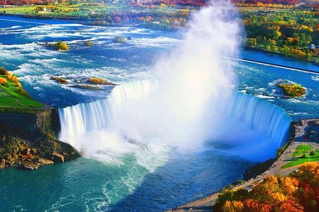 Private Tour of Niagara Falls with Niagara City Cruise