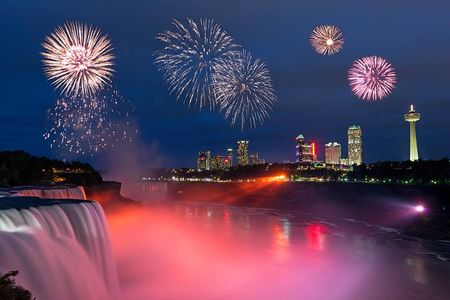 Niagara Falls Day and Evening Tour With Boat Cruise & Dinner (optional)