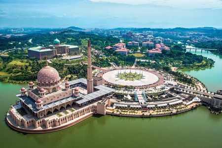 Putrajaya City Tour with Batu Caves and Agriculture Heritage Park
