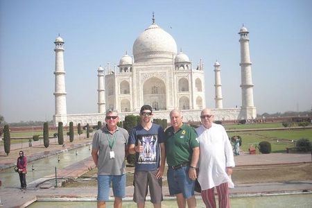 Private 02- Day Tajmahal Sunrise Tour By Flight From Mumbai