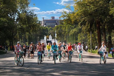 The Emperor Route, Chapultepec & Paseo de la Reforma Historical bike tour