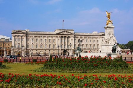 Royal London Guided Sightseeing Tour and Thames River Cruise