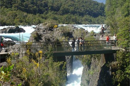 Full-Day Osorno Volcano and Petrohue Falls Small-Group Tour