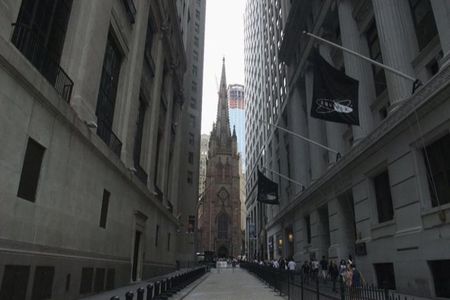 Private Tour of the Financial District and 9/11 Memorial