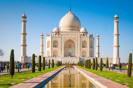 Private tour to Agra with Taj Mahal & Agra Fort by Car