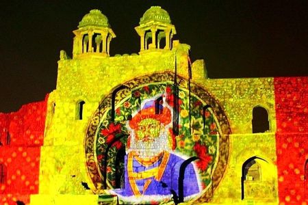Private Tour: 'Purana Qila’ Sound and Light show with Dinner and Transfers