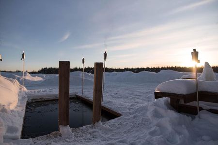 Private Lappish evening in the wilderness with traditional sauna and dinner