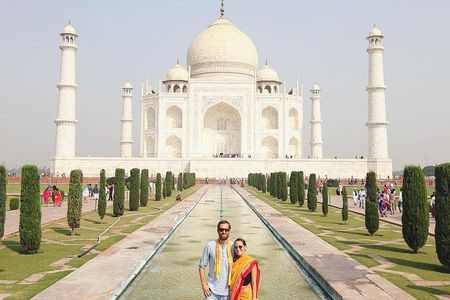 From Delhi: Taj Mahal & Agra Private Day Trip with Transfers