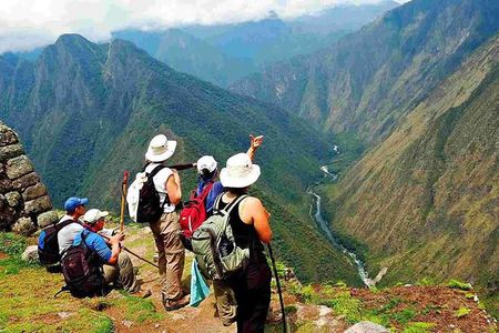 Inca Trail Adventure: 2-Day Hike to Machu Picchu