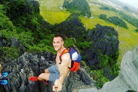Ninh Binh Private Day Tour: Mua Cave, Tam Coc, Hoa Lu All Include