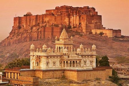 5 Days Private Heritage Triangle Tour Jaipur, Jodhpur, Udaipur.