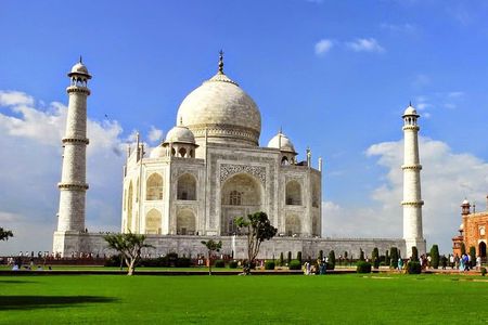 Taj Mahal Sunrise Tour