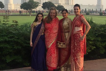 Private Indian Traditional tour of Taj Mahal