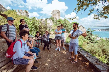 Guided Morning Cruise with Stops at Rumeli Hisarı & Asian Side 