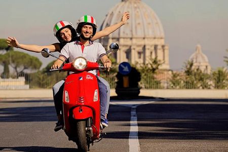 Rome on Wheels: Experience the City with a Vespa Tour
