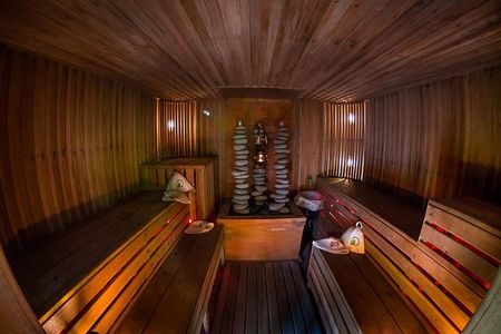 The Russian Bathhouse (banja)