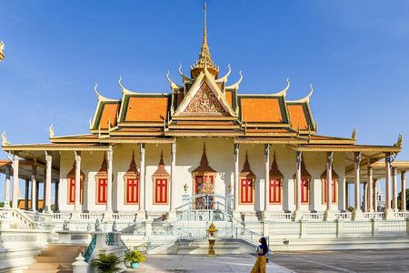Full-Day Phnom Penh Sightseeing Tour & Killing Field