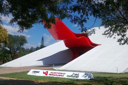 Private and Personalized Architecture Tour Experience