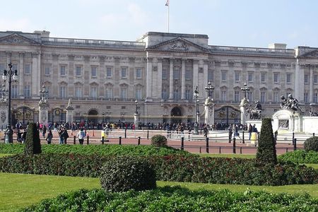 Royal Tour of St James', Parks, Palaces and Royal intrigue