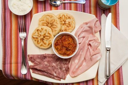 Cesarine: Dining & Cooking Demo at Local's Home in Bologna