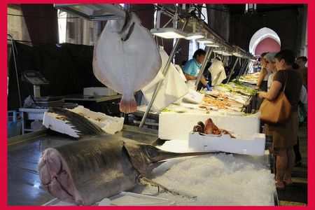 Cesarine: Market Tour & Home Cooking Class in Palermo