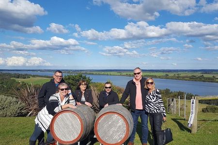 Shire Shuttle Bus's Shoalhaven Coast Wine Tour