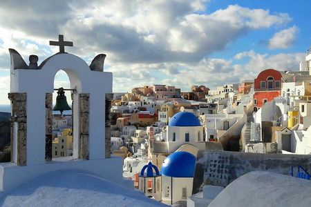 Private Classic Santorini Panorama: Visit the most popular destinations!