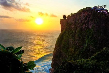 Half Day: Uluwatu Temple,KECAK FIRE DANCE Evening Tour & Jimbaran SEAFOOD Dinner