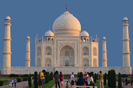 Private Taj Mahal Agra Overnight Tour from Delhi