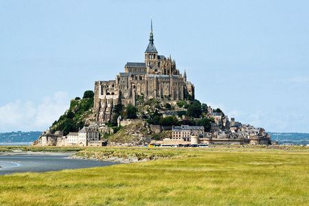 Mont Saint-Michel Small-Group Trip with Cider Tasting from Paris