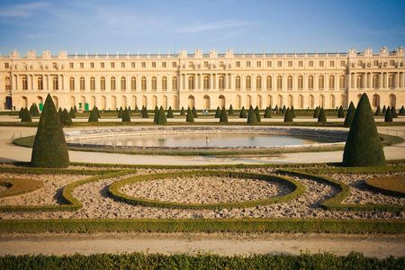 Versailles Domain Bike Tour with Palace Entry by Train from Paris