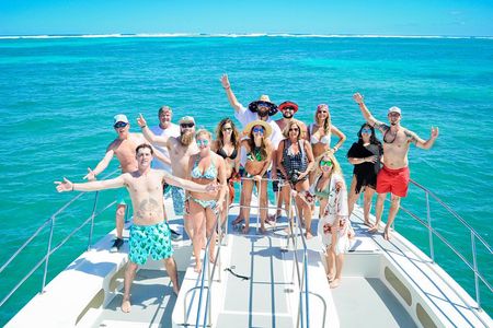 Private Catamaran Booze Cruise & Snorkeling