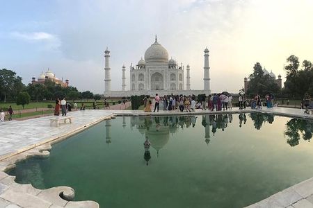 Taj Mahal Tour by Car from Delhi with All Inclusive