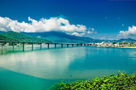 Travel from Hoi An/Da Nang to Hue with Scenic Mountain Drive