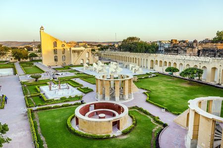 Half day sightseeing tour of Jaipur