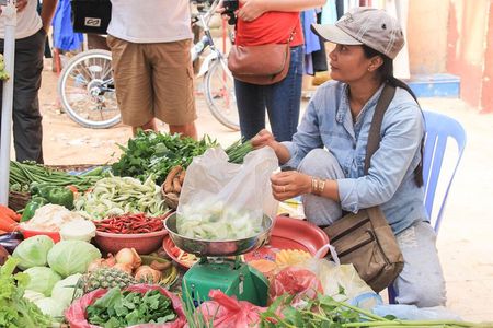 Market Tour and Cambodian Cooking Class in Siem Reap with Private Transfers