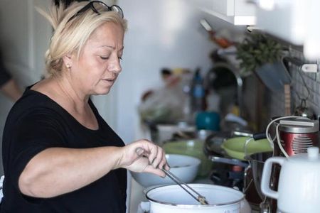 Cook with a Local: Private Home Cooking Class In Istanbul 