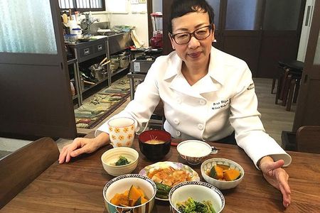 Private Japanese Cooking Class in Kyoto with a Local Chef, Midori