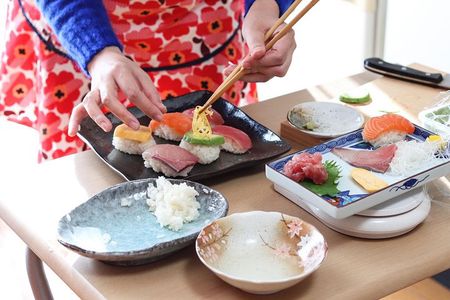 Private Kyoto Sushi Cooking Class & Tea Ceremony with Emika