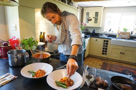 Private Traditional English Cooking Class in Sussex with a Chef