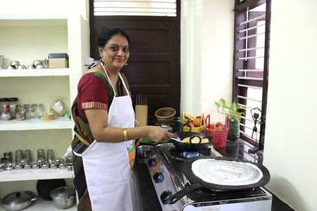 Private Chennai Market Tour and Cooking Class with a Fun Local
