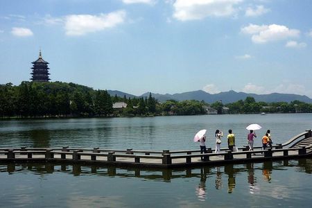Private Hangzhou Day Tour: Meijiawu Tea Village And West Lake From Shanghai